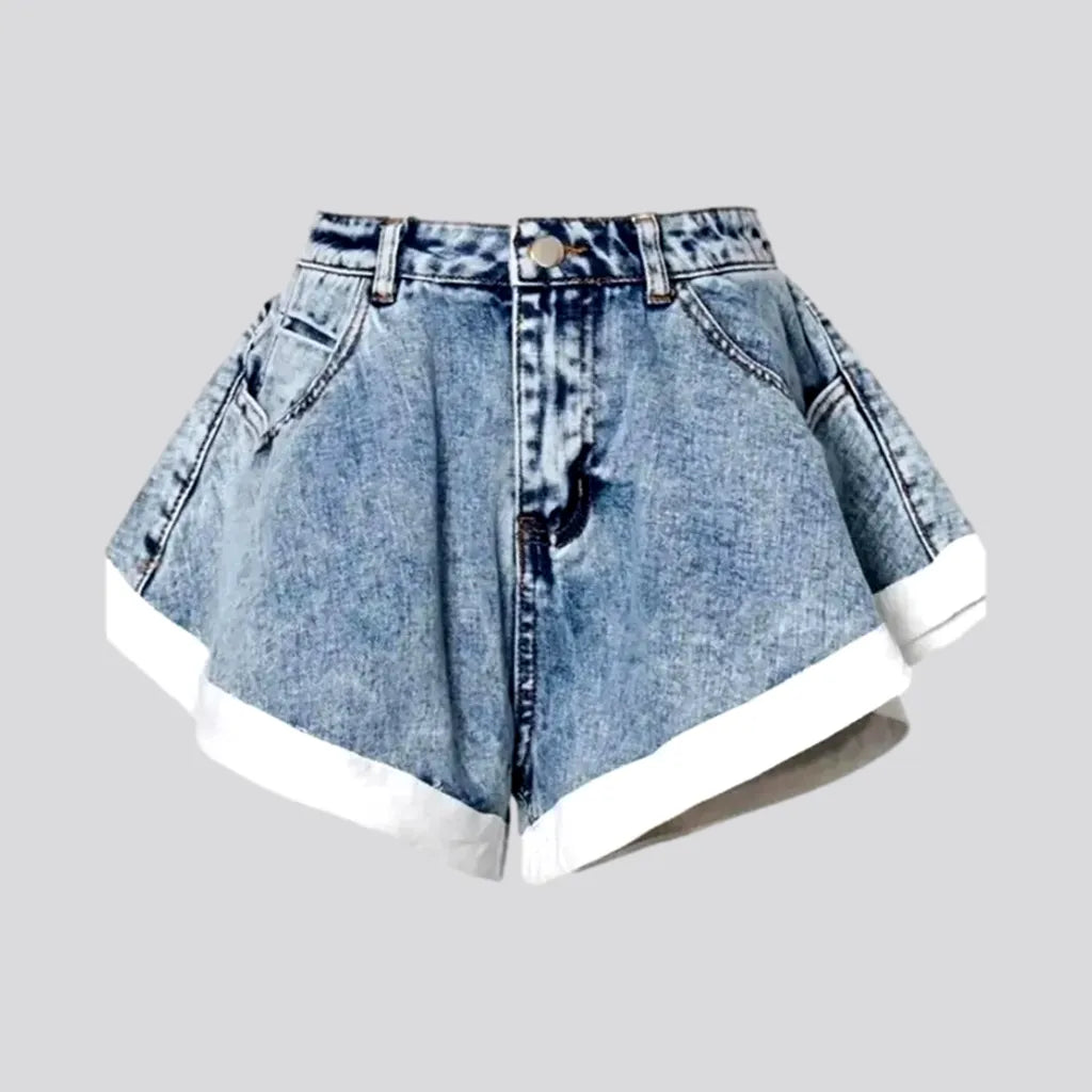 Trendy Street Style Attire Vintage light pattern jeans shorts for women