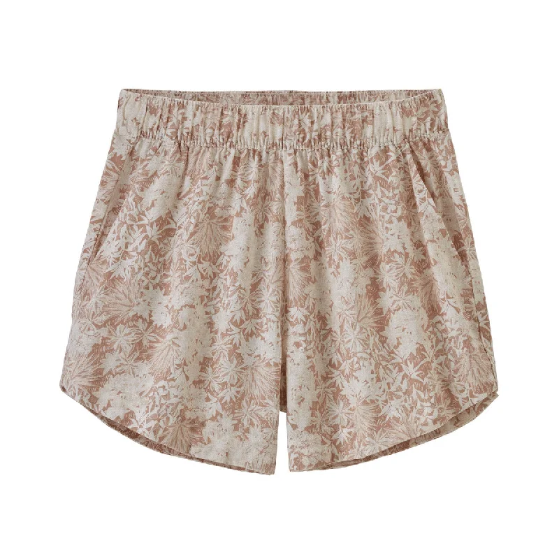 Daily Essentials Women's Garden Island Shorts - 3 1/2"