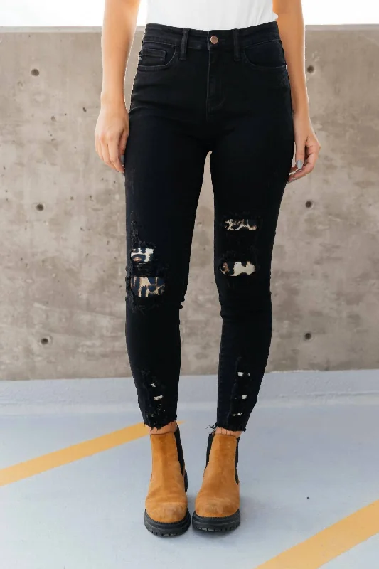 Innovate Your Wardrobe Into The Wild Distressed Skinny Jeans In Black Denim