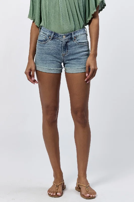 Chic Trends For The Fashion Savvy Dear John Ava Cuff Shorts