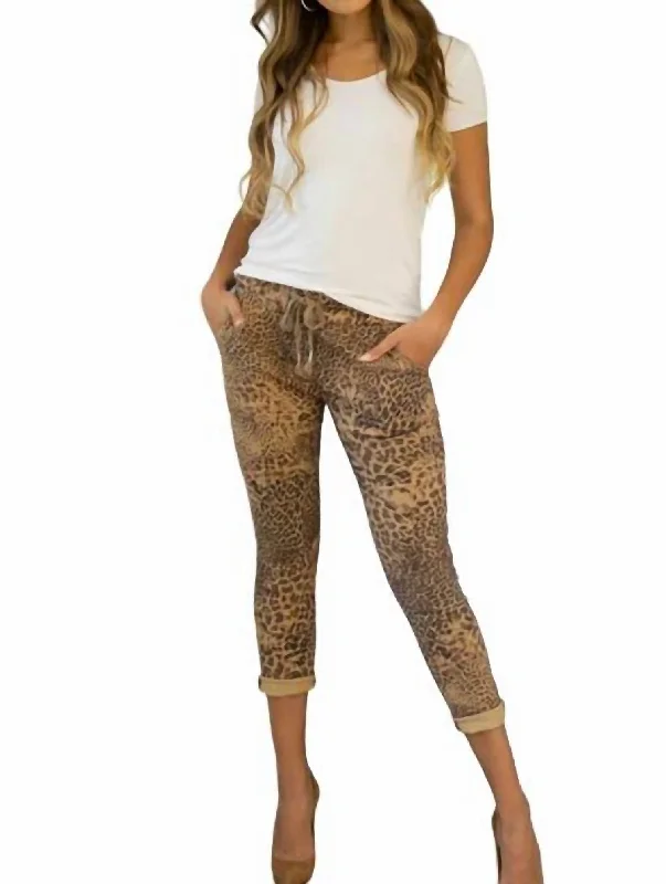 Casual Weekend Relaxed Style Cheetah Print Crinkle Jogger In Tan/black