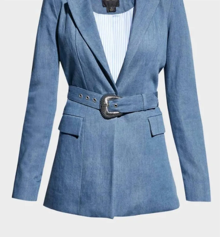 Elevated Style Women's Dominga Blazer In Denim