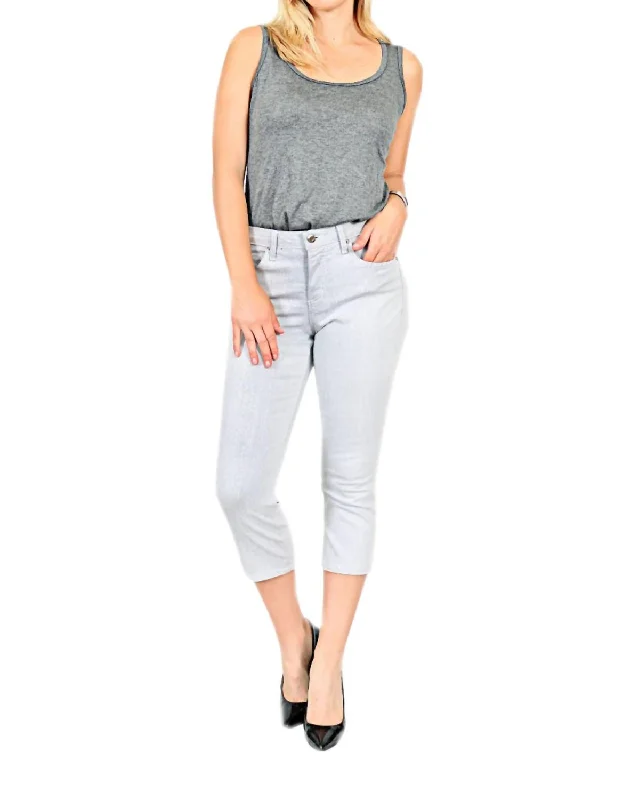 Dive Into Trendy Women's Fashion Basic Capri In Silver