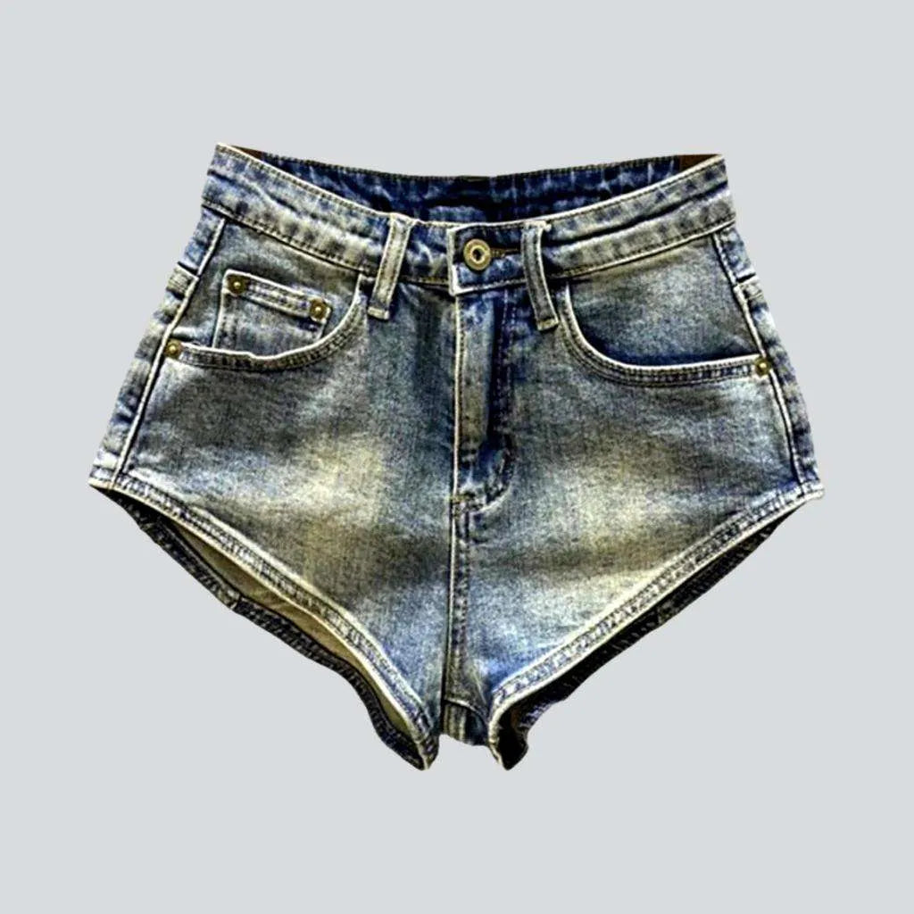 Trendy Threads Streetwear vintage women's denim shorts