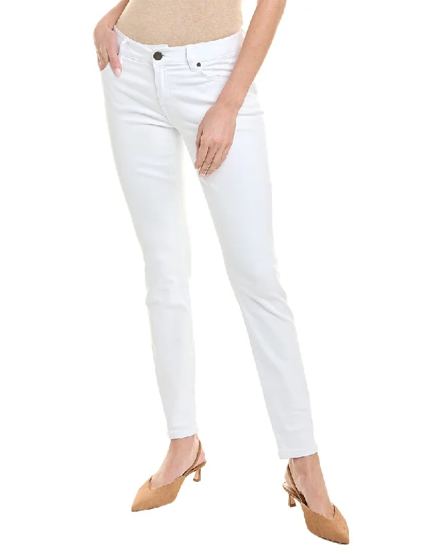 Nordic Minimalist Home Look cabi The Skinny Jean