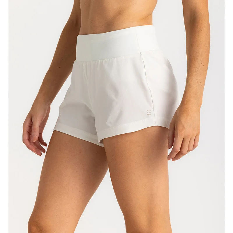 Comfortable Chic Women's Bamboo-Lined Active Breeze Short - 3"